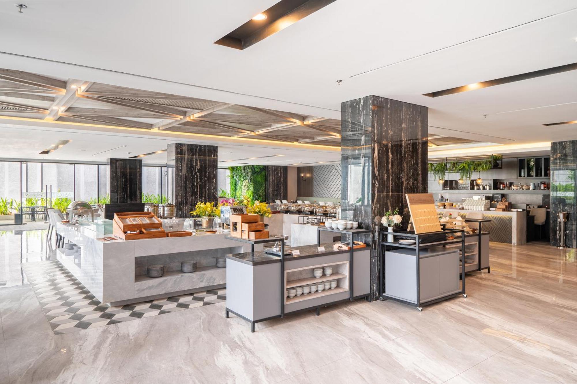 Aston Sorong Hotel & Conference Center Экстерьер фото
