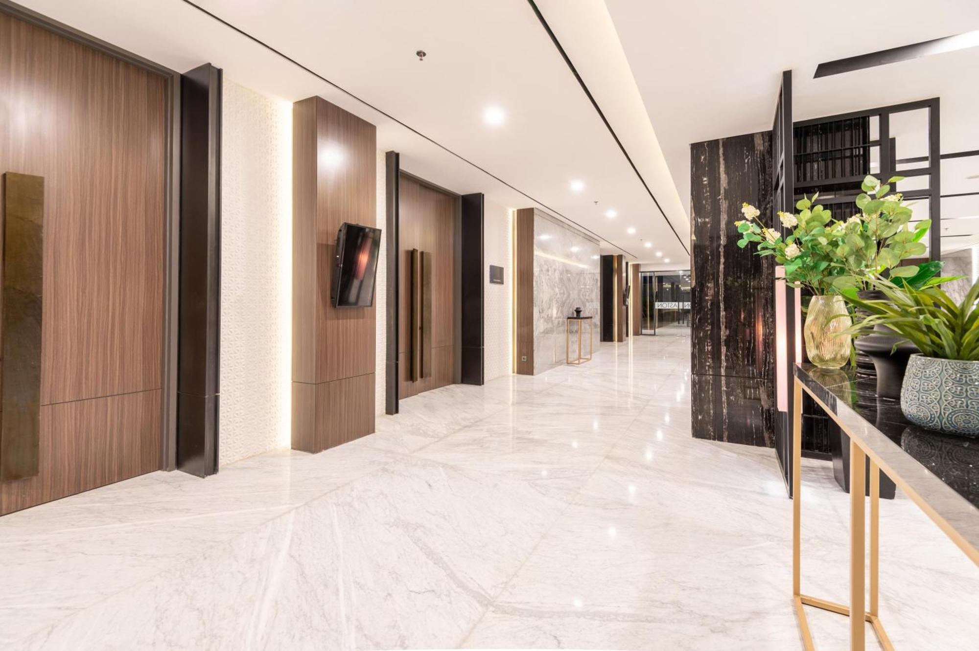 Aston Sorong Hotel & Conference Center Экстерьер фото