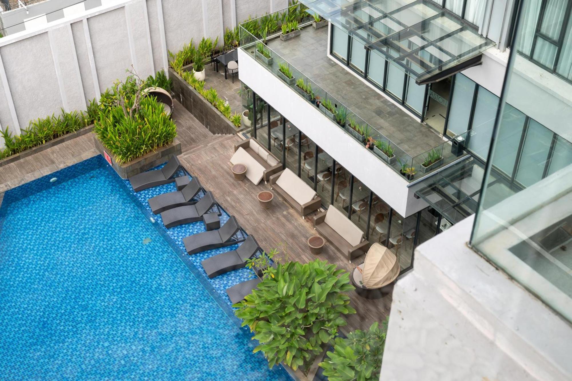 Aston Sorong Hotel & Conference Center Экстерьер фото